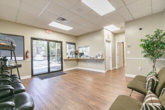 34921 US Hwy 19 N, Palm Harbor, FL à vendre Photo intérieure– Image 1 sur 9