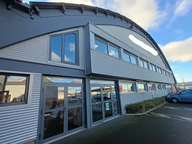 Plus de détails pour Bureau à louer