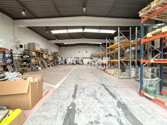 Plus de détails pour 27 Rue De Bretagne, SAINT-OUEN-L'AUMONE - Industriel/Logistique à louer