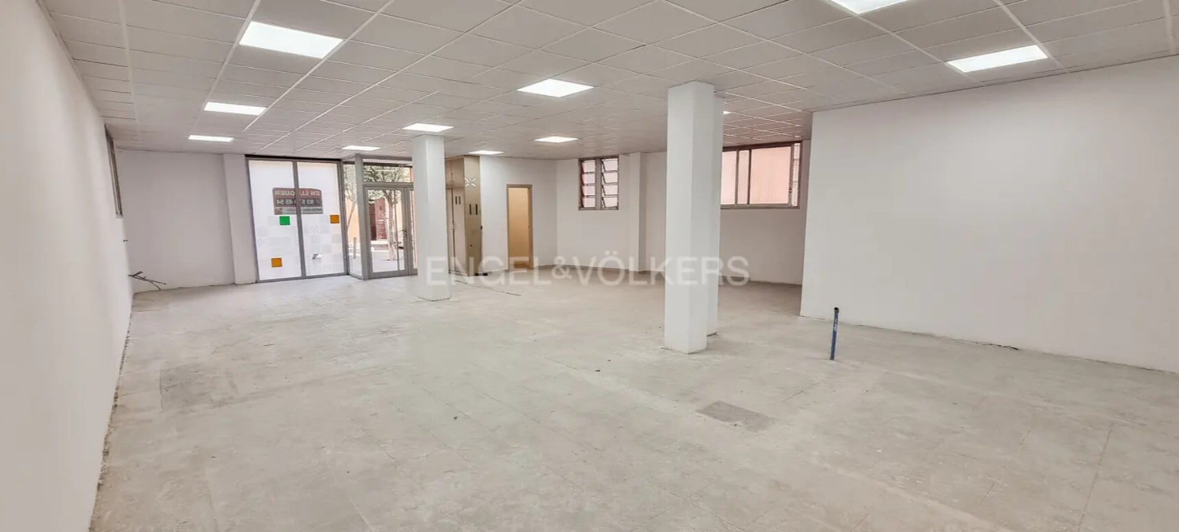 Local commercial dans Mollet del Vallès, Barcelona à louer Photo intérieure– Image 1 sur 6