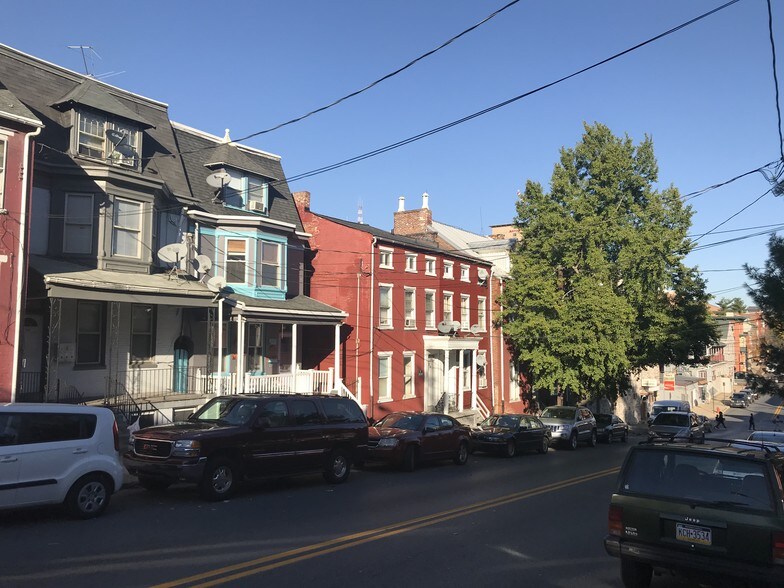 215 W VINE St, Lancaster, PA à vendre - Photo de l’immeuble – Image 3 sur 3