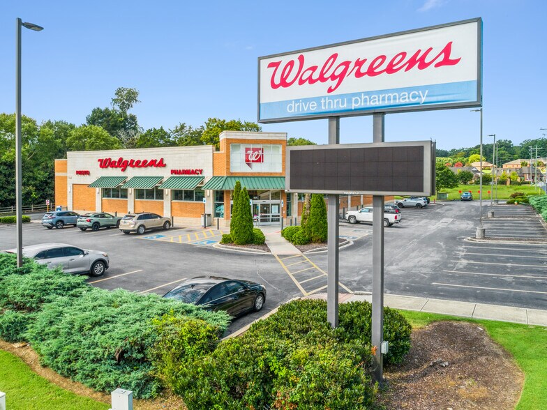 805 W Madison Ave, Athens, TN à vendre - Photo de l’immeuble – Image 2 sur 10