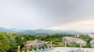 Plus de détails pour 448 Day Springs Rd, Pigeon Forge, TN - Logement à vendre