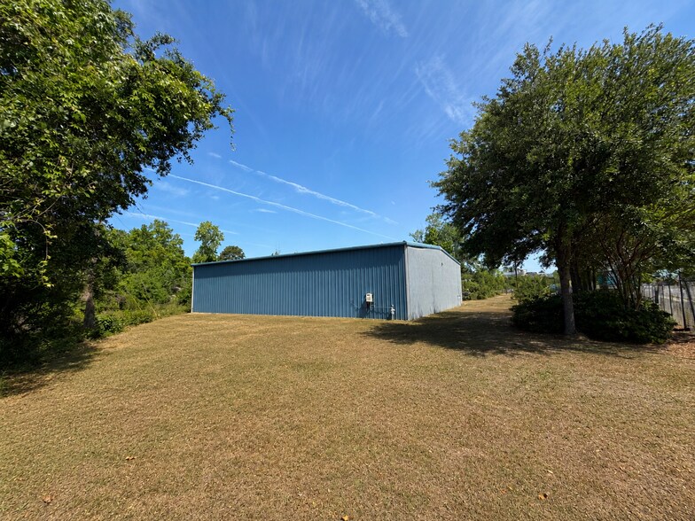 7173 Cross County Rd, North Charleston, SC à louer - Photo de l’immeuble – Image 2 sur 3