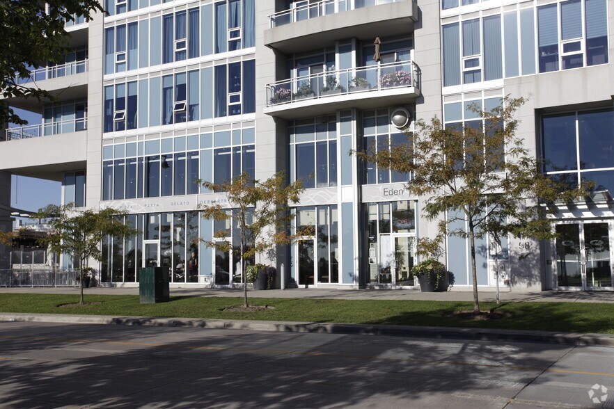58 Marine Parade Dr, Toronto, ON à louer - Photo de l’immeuble – Image 3 sur 4