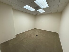 770 The City Dr S, Orange, CA à louer Photo intérieure– Image 2 sur 6