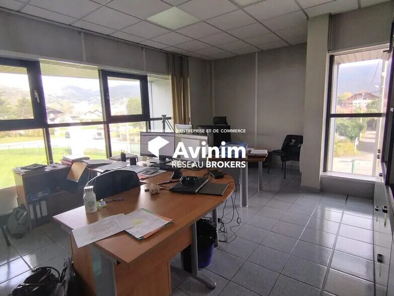 Bureau dans Scionzier à louer - Photo intérieure – Image 3 sur 3