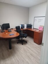 1302-1310 N Main St, Kissimmee, FL à louer Photo intérieure– Image 2 sur 7