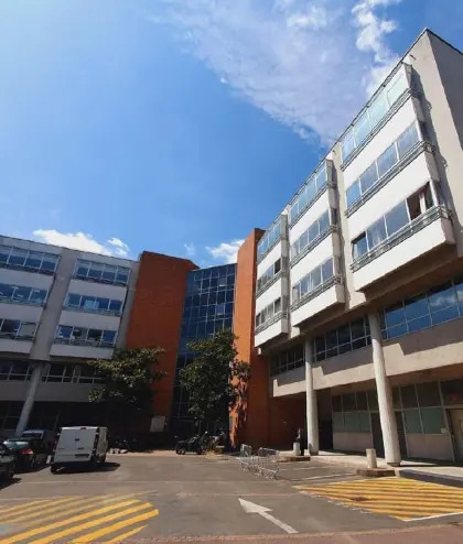 172 Rue De Charonne, Paris à louer Photo de l’immeuble– Image 1 sur 4