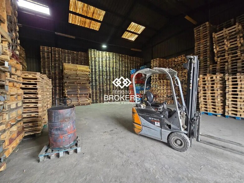 Industriel/Logistique dans Goussainville à vendre - Photo de l’immeuble – Image 1 sur 6