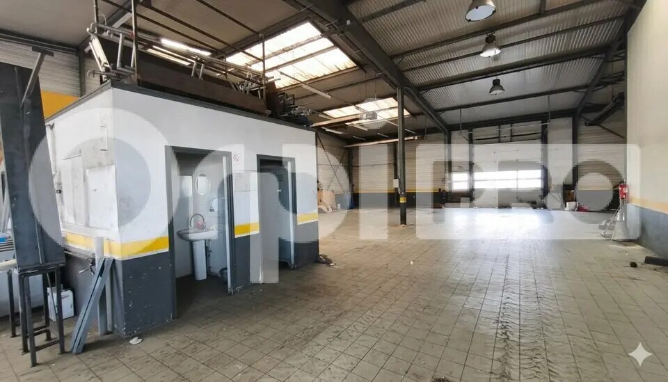 Local commercial dans Milly-la-Forêt à louer - Photo intérieure – Image 2 sur 5