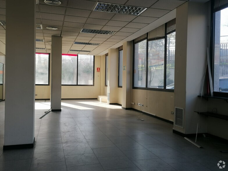 View Photo
