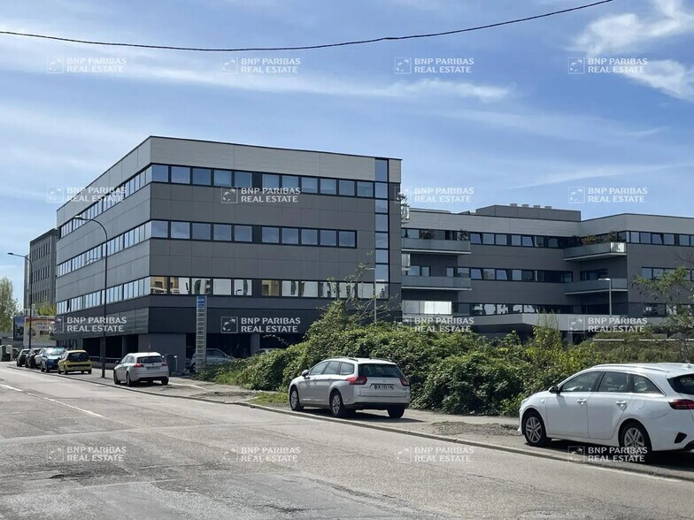 96 Boulevard D'Austrasie, Nancy à louer - Photo de l’immeuble – Image 2 sur 12