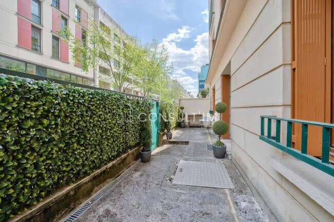 Plus de détails pour Bureau à vendre