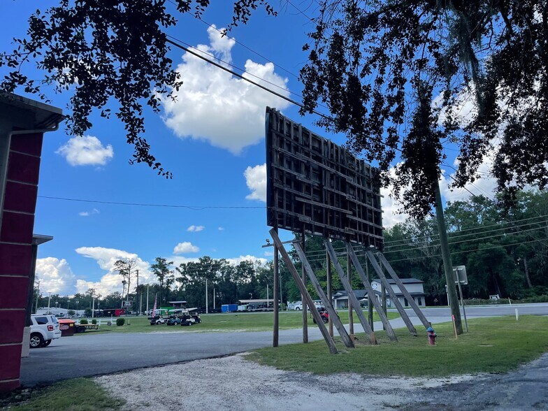 4450 S Pine Ave, Ocala, FL à vendre - Photo de l’immeuble – Image 2 sur 71