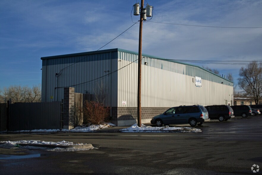 6100 Federal Blvd, Denver, CO à vendre - Photo de l’immeuble – Image 1 sur 4