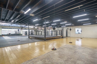 1420-1424 W Olympic Blvd, Los Angeles, CA à louer Photo intérieure– Image 2 sur 8