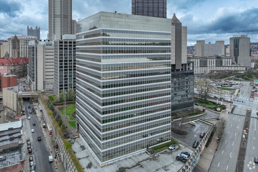 112 Washington Pl, Pittsburgh, PA à louer - Photo de l’immeuble – Image 3 sur 20