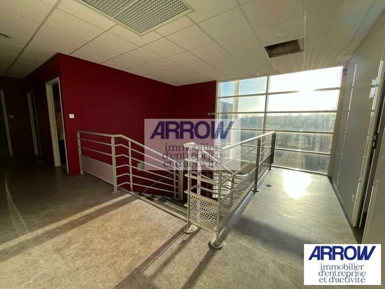 Local d'activités dans Bouguenais à vendre - Photo intérieure – Image 2 sur 5