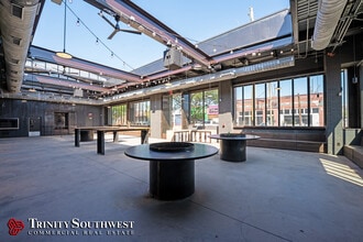 2820-2824 Commerce St, Dallas, TX à vendre Photo intérieure– Image 2 sur 3