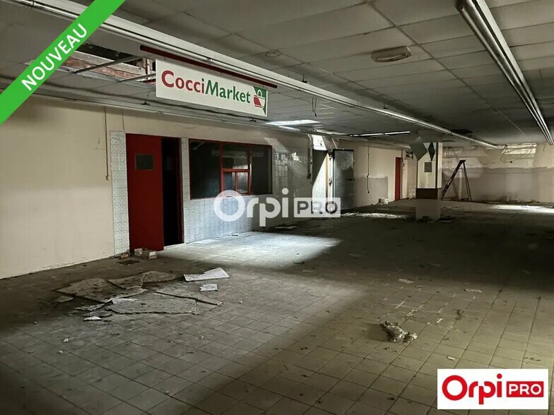 Local commercial dans Valence à louer - Photo de l’immeuble – Image 1 sur 4