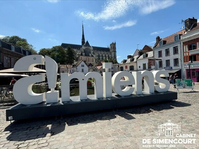 Plus de détails pour Local commercial à louer