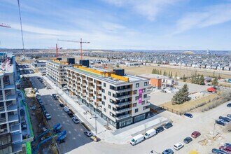 8250 Broadcast Av SW, Calgary, AB - VUE AÉRIENNE  vue de carte