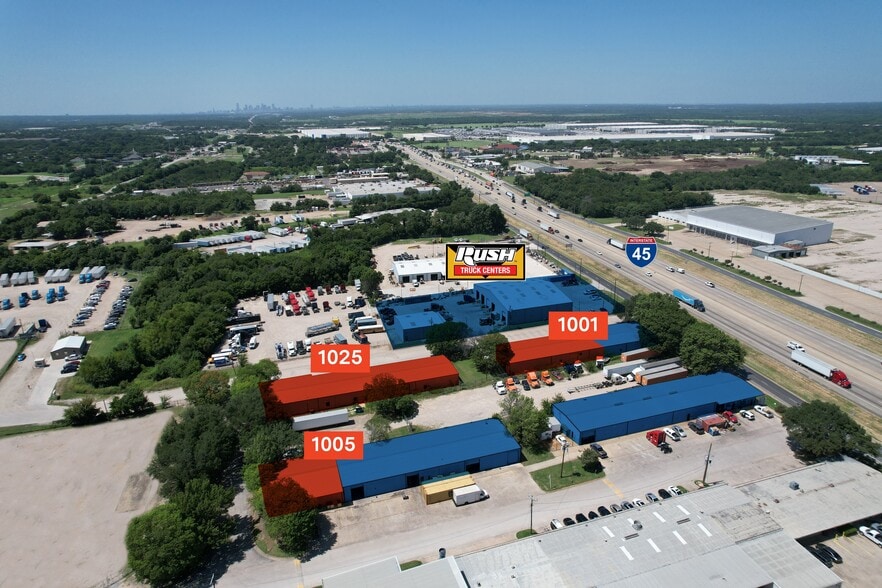 1001-1025 S IH 45 S Rd, Hutchins, TX à louer - Aérien – Image 2 sur 3