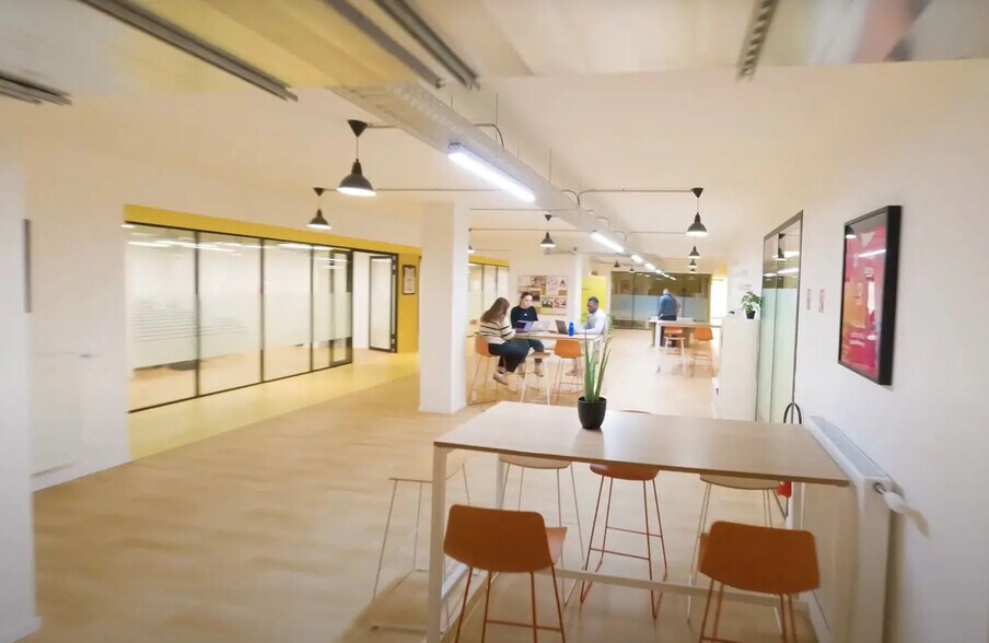 Bureau dans Nancy à vendre - Photo de l’immeuble – Image 2 sur 12