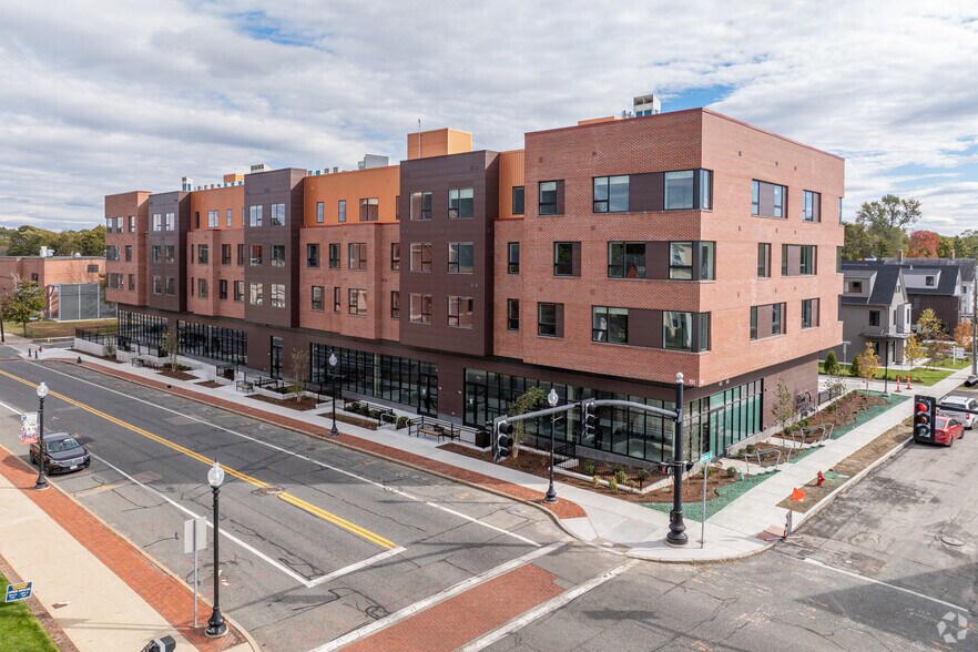 45 E Central St, Natick, MA à louer - Photo principale – Image 1 sur 7