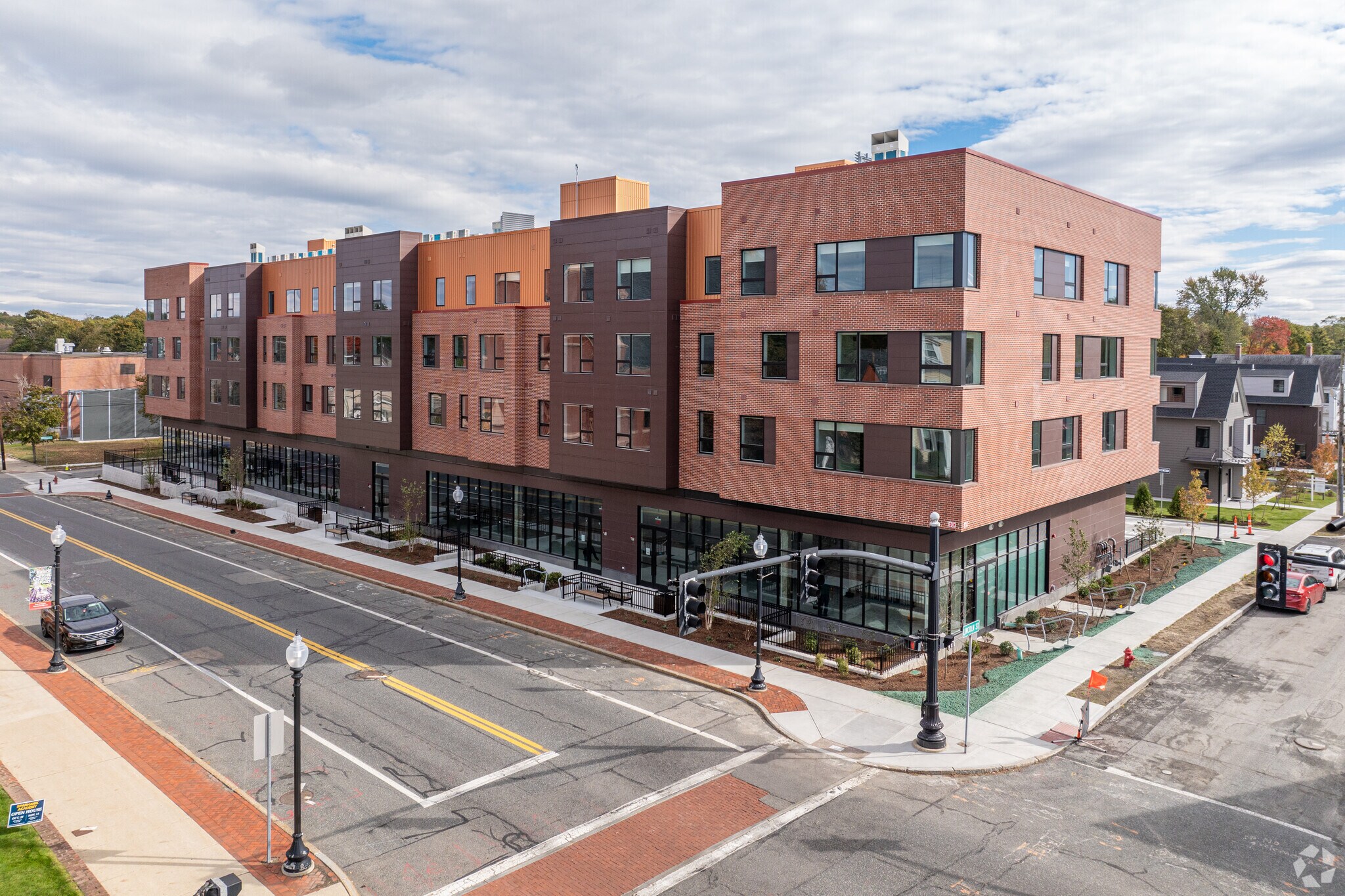 45 E Central St, Natick, MA à louer Photo principale– Image 1 sur 8