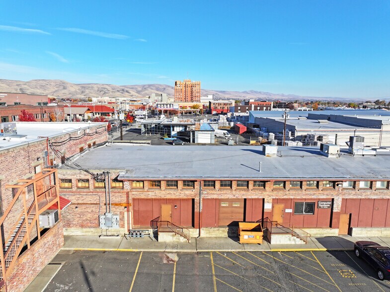 2-12 S 1st Ave, Yakima, WA à louer - Photo de l’immeuble – Image 2 sur 11