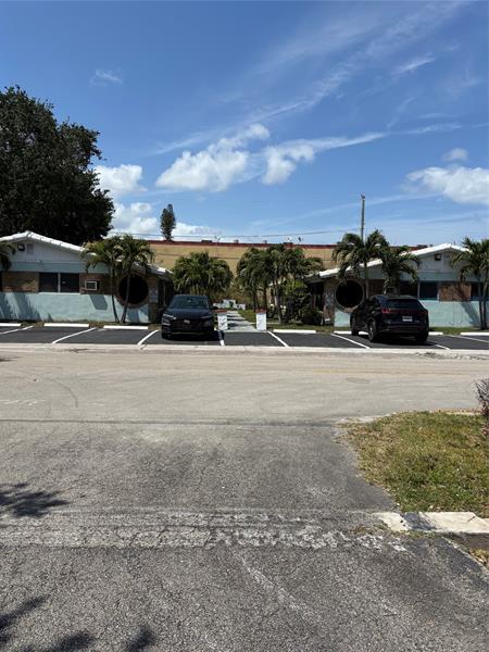 2125 Polk St, Hollywood, FL à vendre Photo principale– Image 1 sur 2