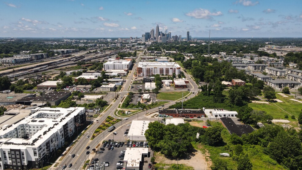 117 W 28th St, Charlotte, NC à louer - Aérien – Image 3 sur 3