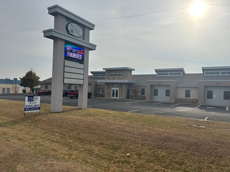 2631 N Shields Blvd, Oklahoma City, OK à louer - Photo de l’immeuble – Image 1 sur 20