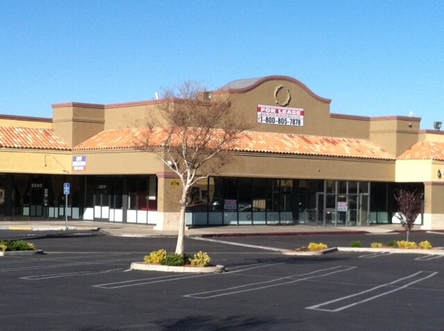 509 E Palmdale Blvd, Palmdale, CA à louer - Photo de l’immeuble – Image 3 sur 6