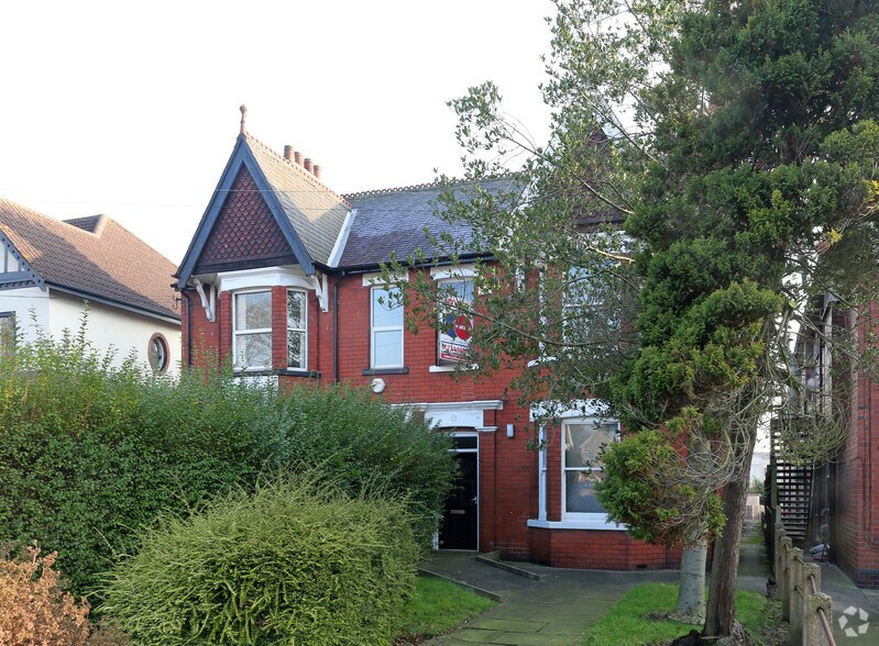 84-86 Oswald Rd, Scunthorpe à vendre - Photo de l’immeuble – Image 3 sur 5