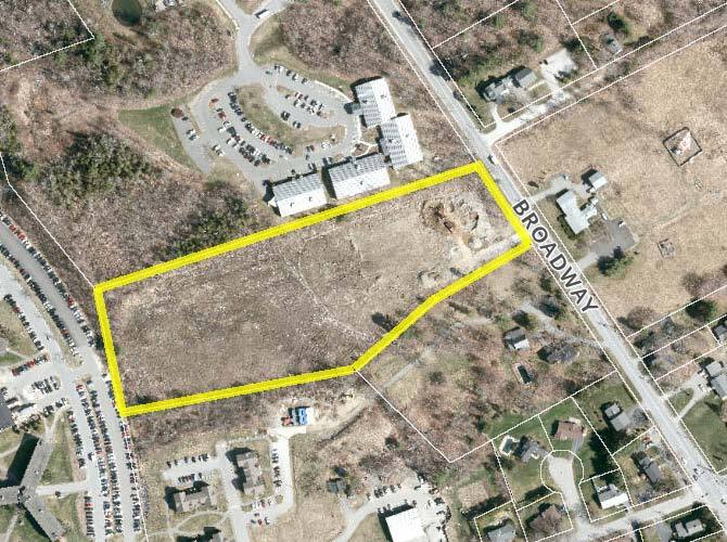 870 Broadway, Bangor, ME à vendre - Photo principale – Image 1 sur 5