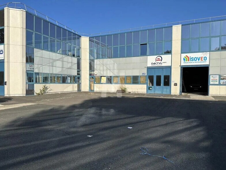 Local d’activités dans Fresnes à louer - Photo de l’immeuble – Image 2 sur 6