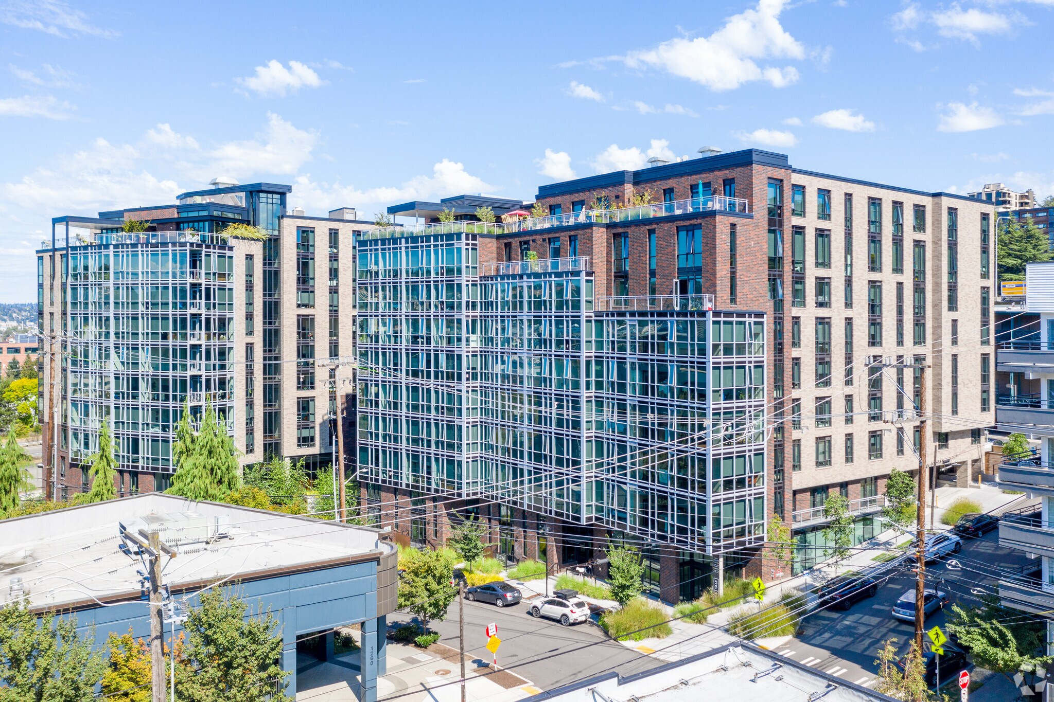624 Yale Ave N, Seattle, WA à louer Photo principale– Image 1 sur 46