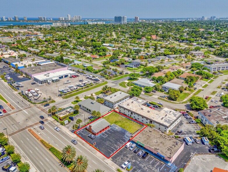 610 Northlake Blvd, North Palm Beach, FL à louer - Photo de l’immeuble – Image 3 sur 14