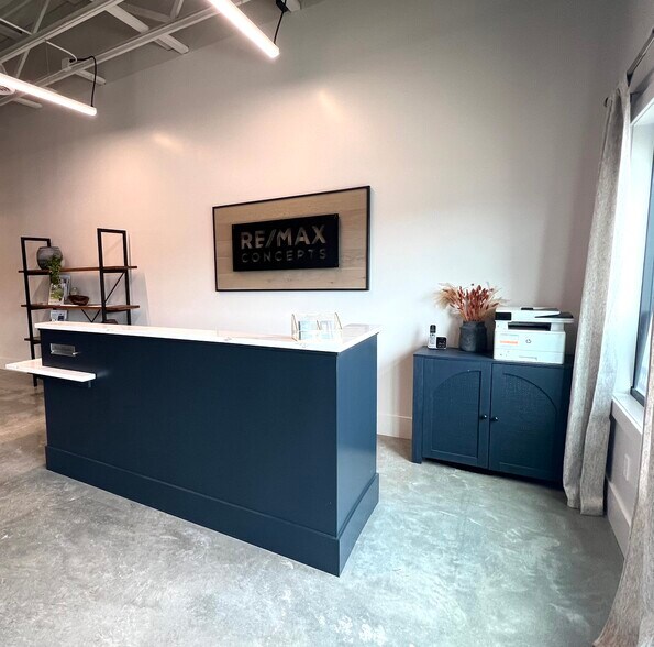 921-931 N US Highway 69, Huxley, IA à louer - Photo de l’immeuble – Image 2 sur 9