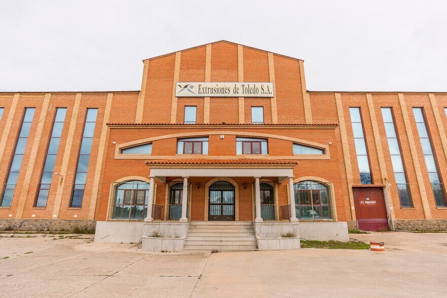 Industriel/Logistique dans Olías del Rey, Toledo à vendre - Photo de l’immeuble – Image 2 sur 24