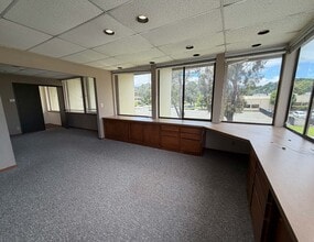 14 Galli Dr, Novato, CA à louer Photo intérieure– Image 2 sur 2