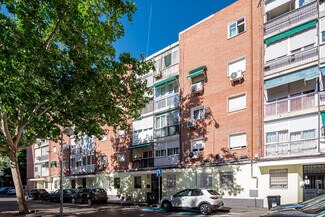 Plus de détails pour Plaza de Padrón, 10, Madrid - Logement à vendre