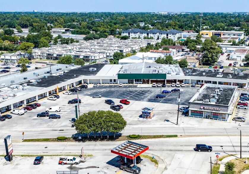 9414-9486 Long Point Rd, Houston, TX à louer - Photo de l’immeuble – Image 1 sur 2
