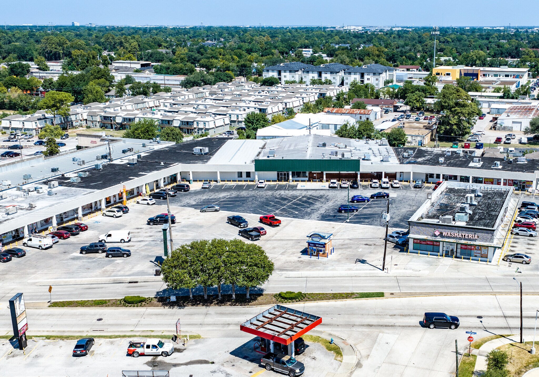 9414-9486 Long Point Rd, Houston, TX à louer Photo de l’immeuble– Image 1 sur 3