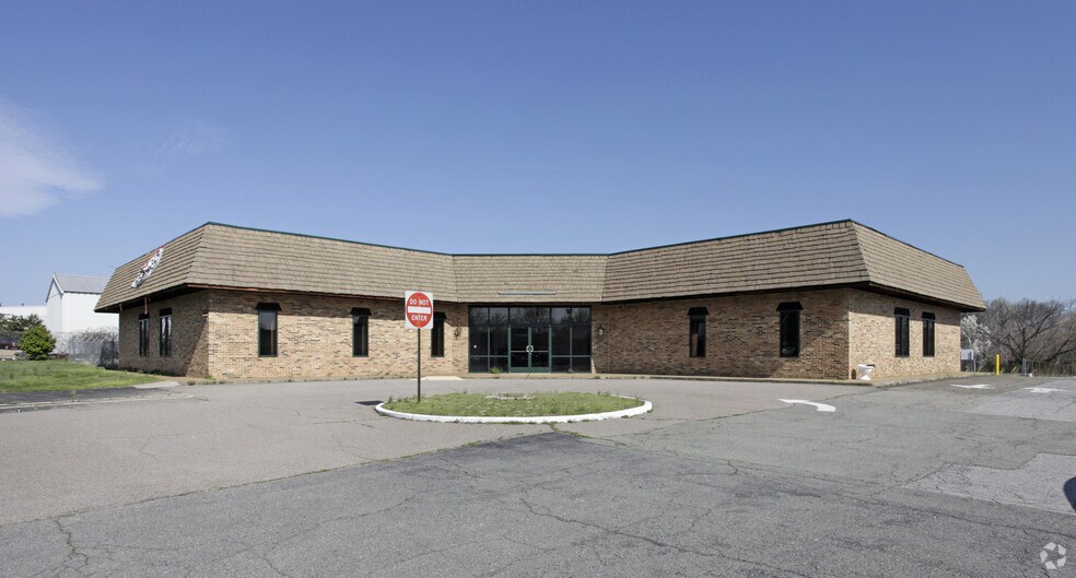 4800 Thalboro Street portefeuille de 2 biens à vendre sur LoopNet.fr - Photo de l’immeuble – Image 1 sur 4