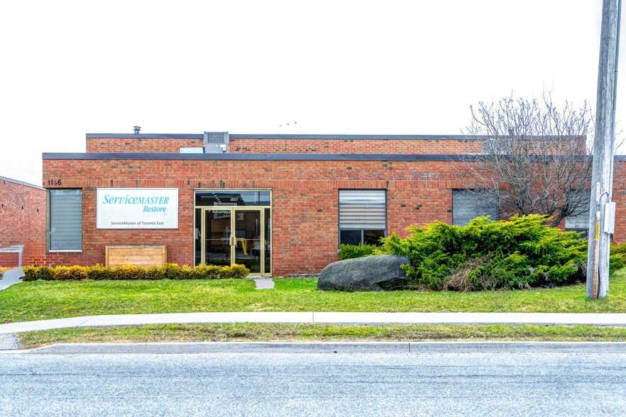 1146 Aerowood Dr, Mississauga, ON à louer - Photo principale – Image 1 sur 16