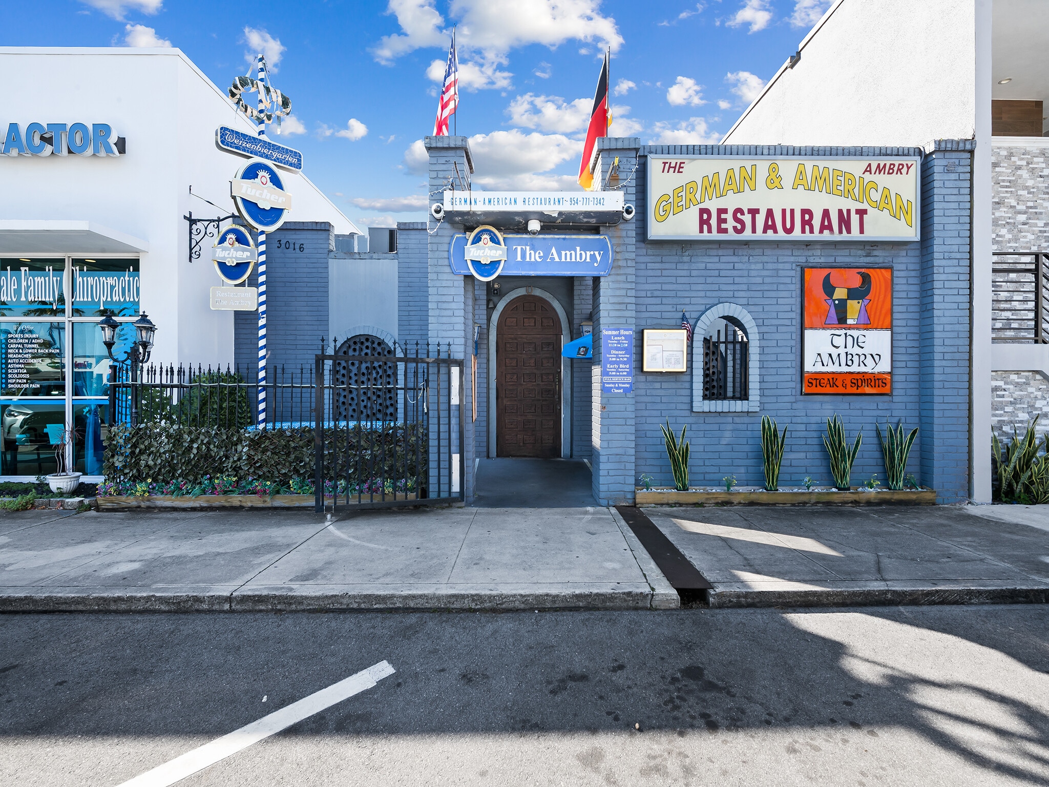 3016 E Commercial Blvd, Fort Lauderdale, FL à vendre Photo principale– Image 1 sur 23